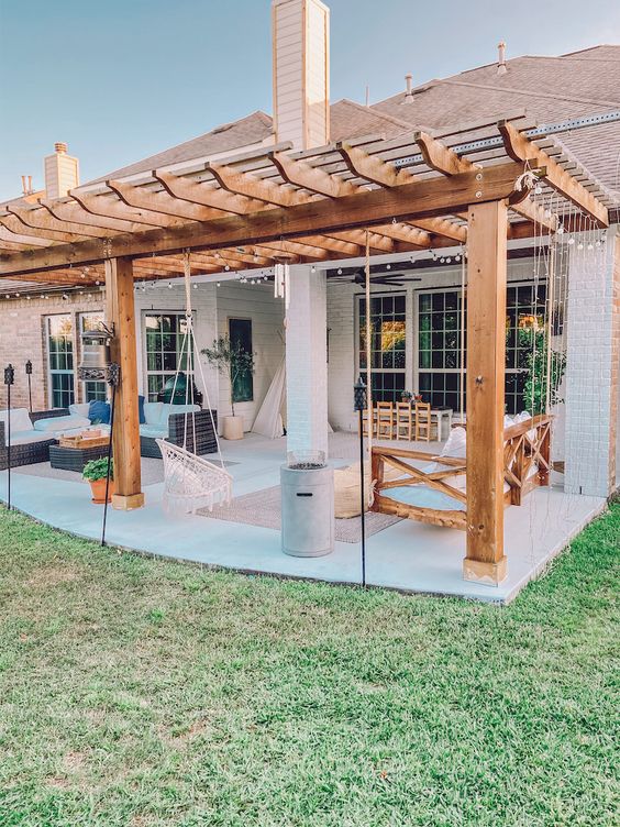 classic-diy-pergola