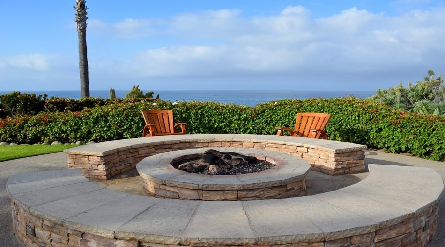 flagstone patio ideas with fire pits