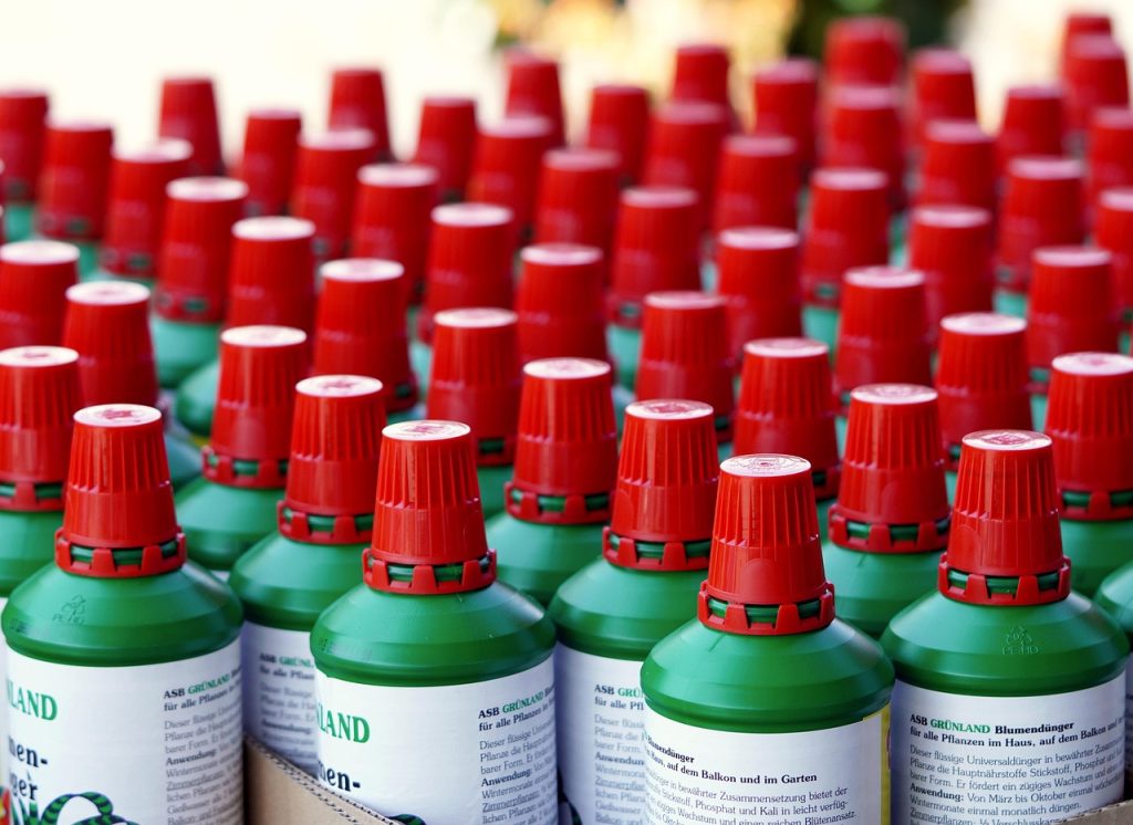 Commercial flower fertilizers