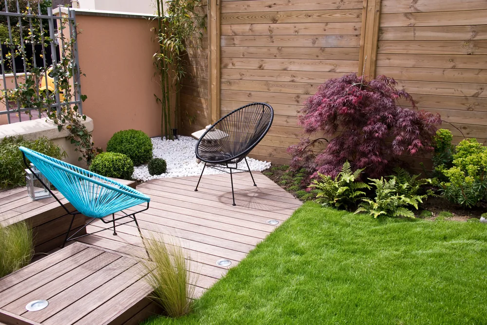 small garden with lawn space